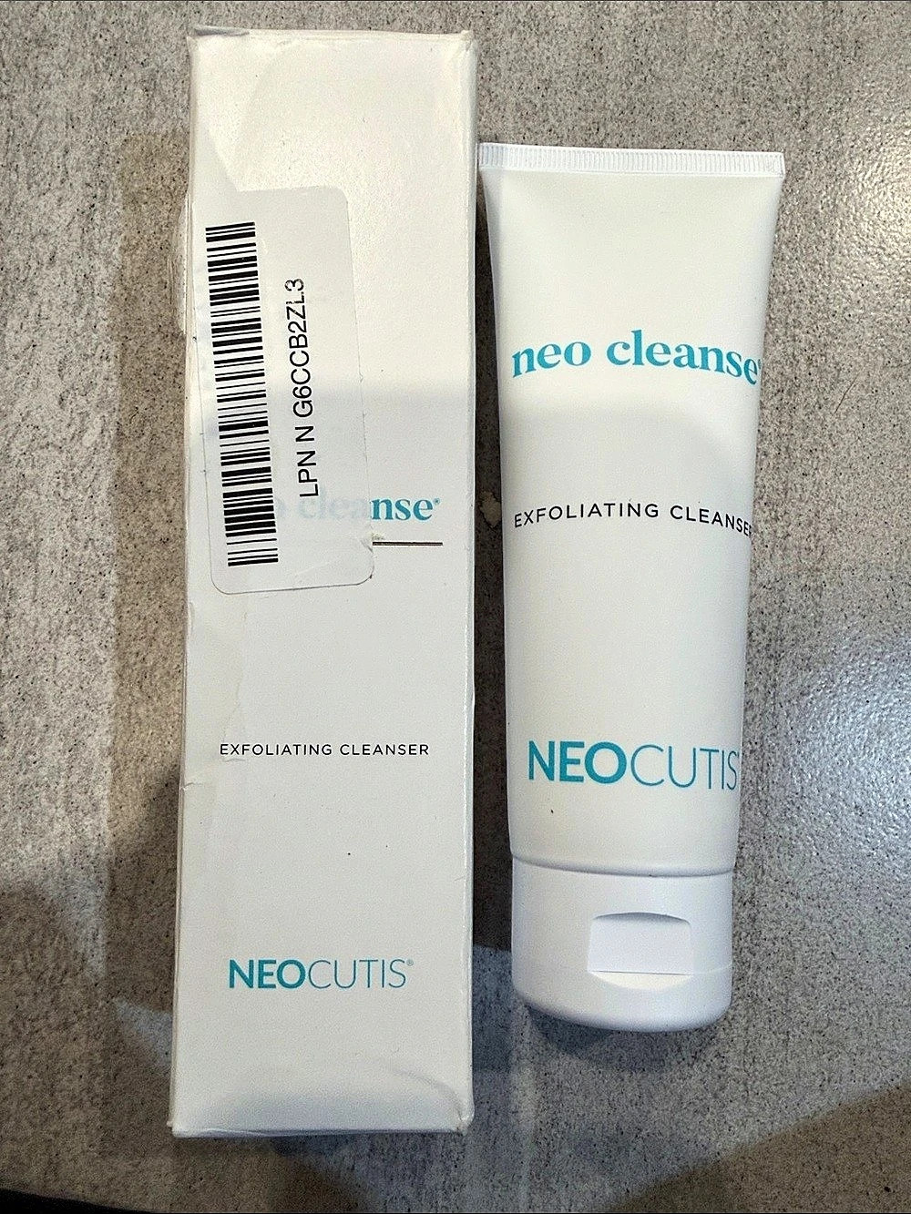 NEOCUTIS Neo Cleanse Exfoliating Skin Cleanser BNIB